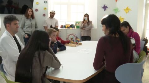 El Hospital Ni&ntilde;o Jes&uacute;s crea cuentos personalizados con IA para explicar la quimioterapia a los ni&ntilde;os ingresados