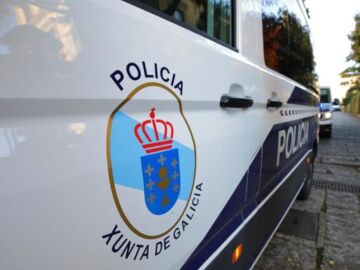 Veh&iacute;culo de la Polic&iacute;a Auton&oacute;mica de Galicia
