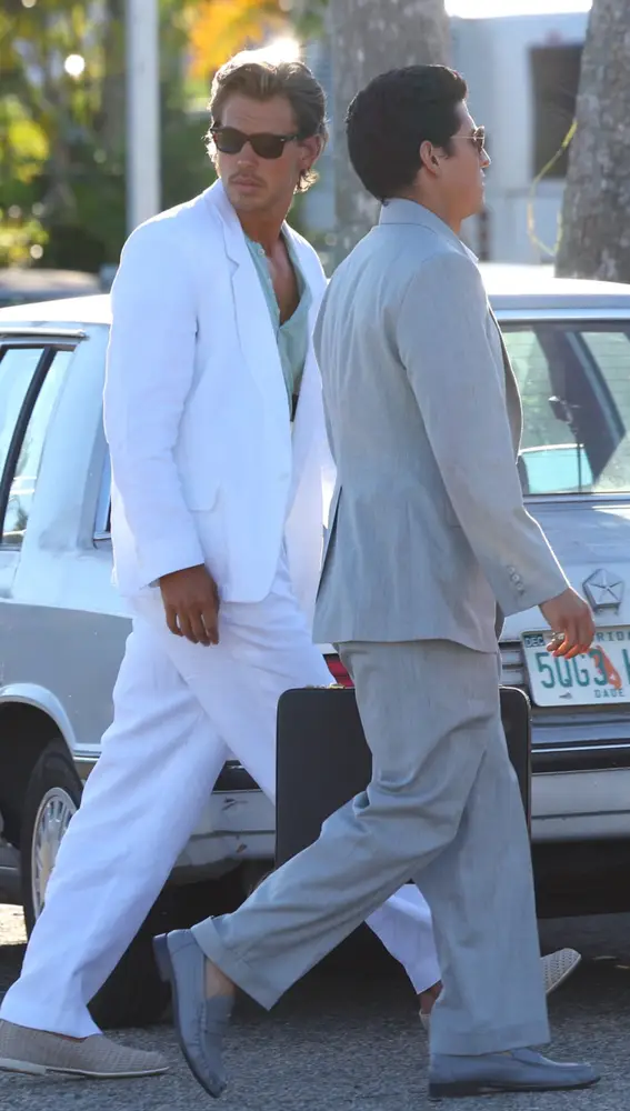 Austin Butler en el rodaje de Miami Vice '85 Austin Butler en el rodaje de Miami Vice '85