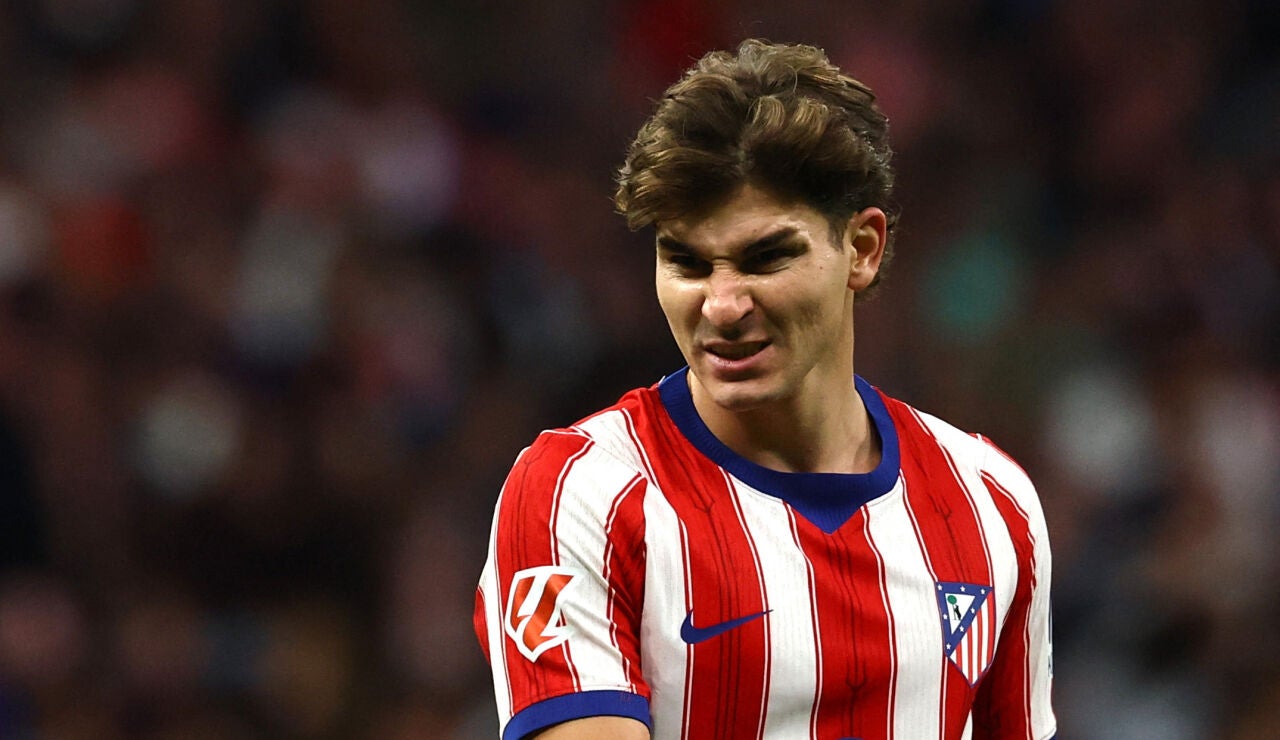 Juli&aacute;n &Aacute;lvarez en el partido contra el Deportivo