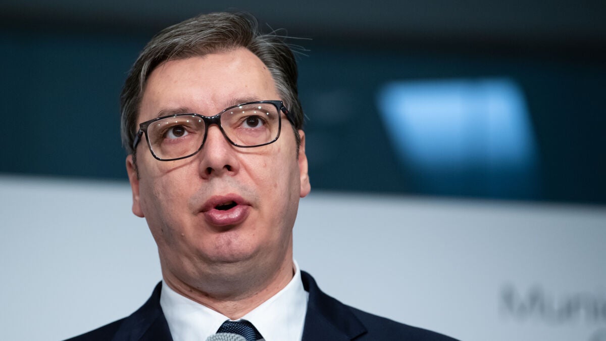 Vucic reconoce la derrota electoral en Serbia y acusa a países extranjeros de apoyar a sus rivales