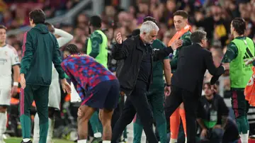 José Mourinho, anoche en el Camp Nou José Mourinho, anoche en el Camp Nou
