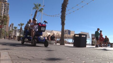 Imagen de una silla autopropulsada en Benidorm