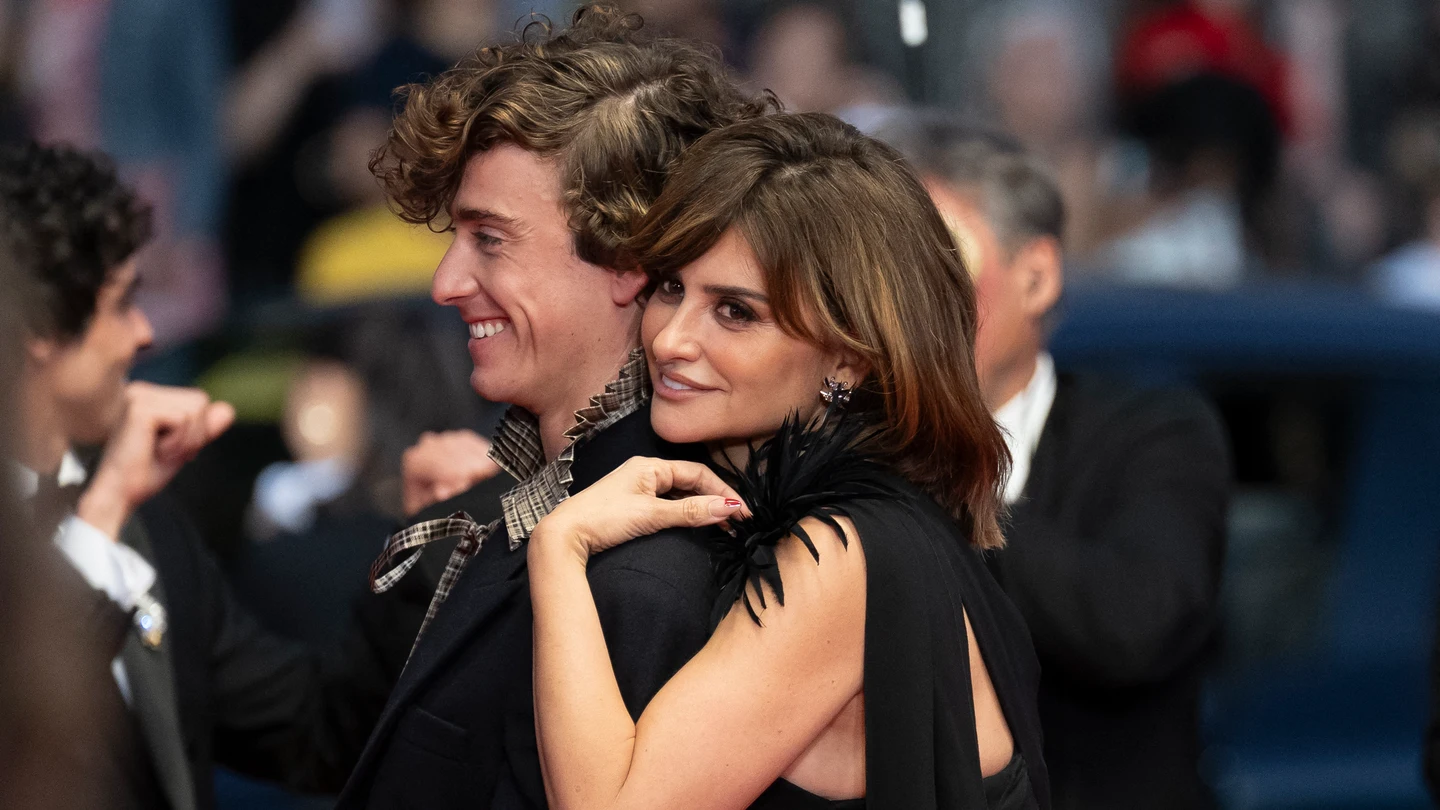Penélope Cruz y Guitarricadelafuente Penélope Cruz y Guitarricadelafuente