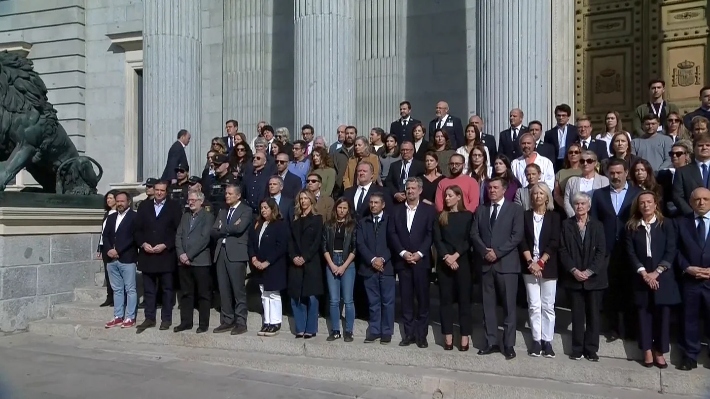 Minuto de silencio en el Congreso Minuto de silencio en el Congreso