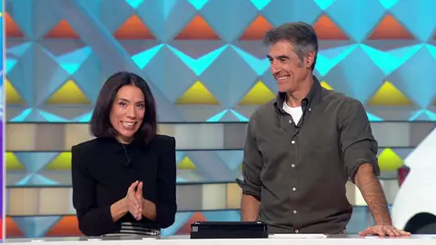 Itziar Miranda sorprende en el plató para presentar el regreso de la serie Itziar Miranda sorprende en el plató para presentar el regreso de la serie