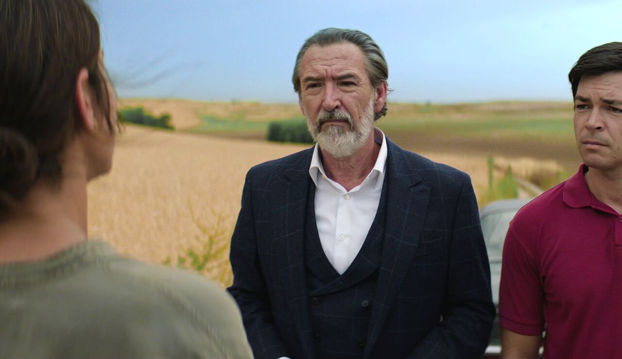 La llegada de Julio Varela pone patas arriba la finca Cervantes