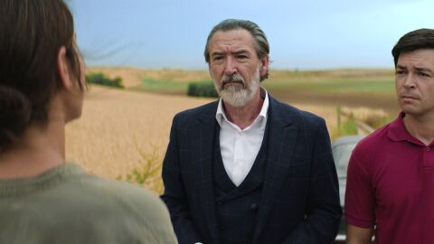 La llegada de Julio Varela pone patas arriba la finca Cervantes