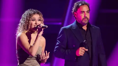 Marta y Jhonatan en La Voz Marta y Jhonatan en La Voz