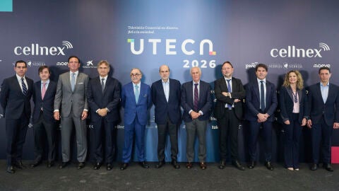 Imagen de la junta directiva durante la inauguraci&oacute;n de UTECA
